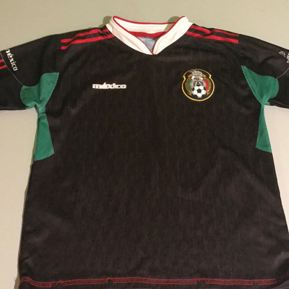 Boys medium mexico shirt